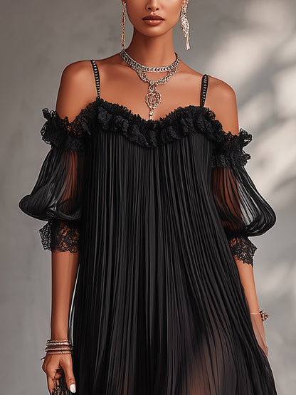 Camille | Abito Mini in Mousseline Nera con Spalle Scoperte e Bordo in Pizzo