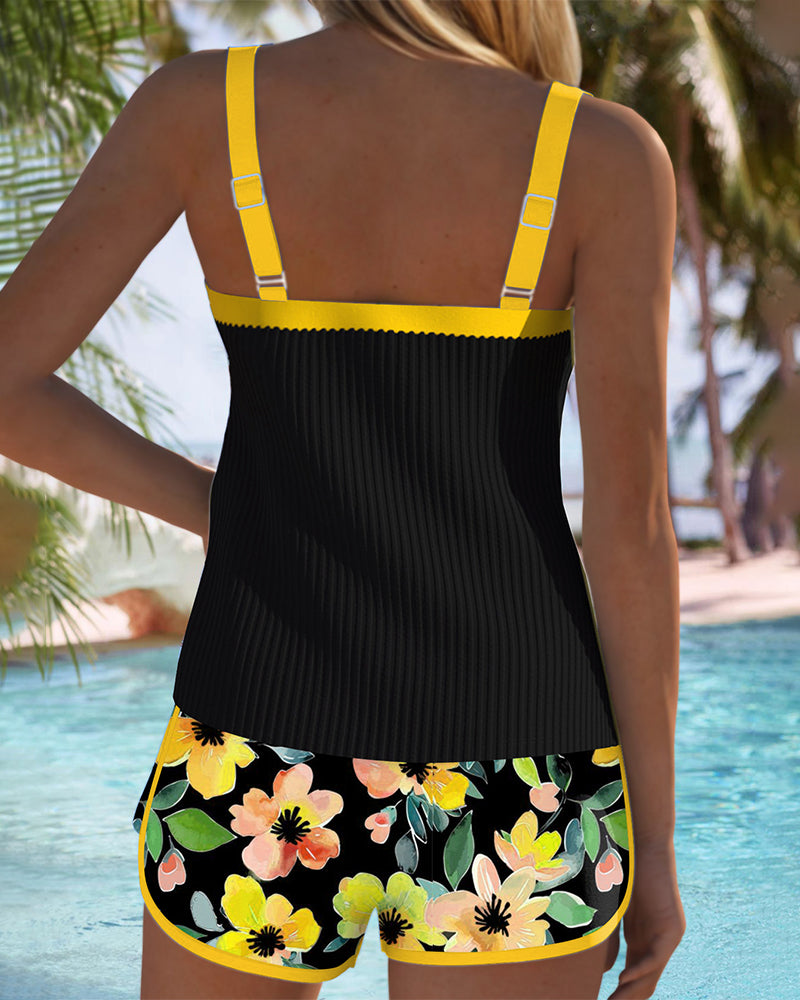 Valeria - Tankini Elegante con Pantaloni Corti Floreali