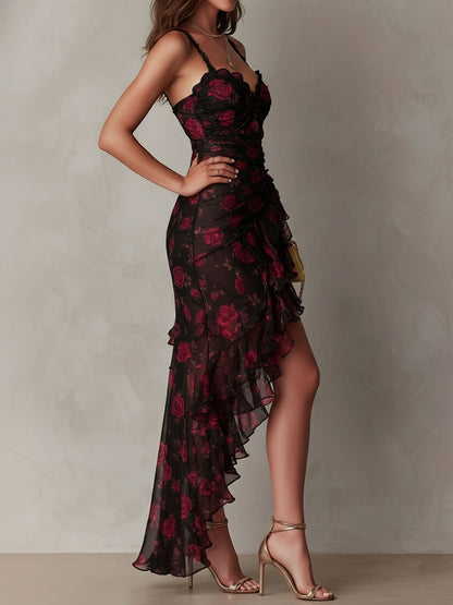 Vestito Chic Nero e Rosso con Rouches e Orlo a Volant