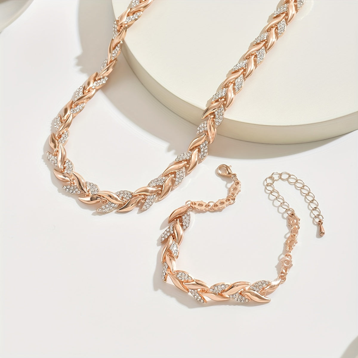 Mahaut – Allure Intemporelle