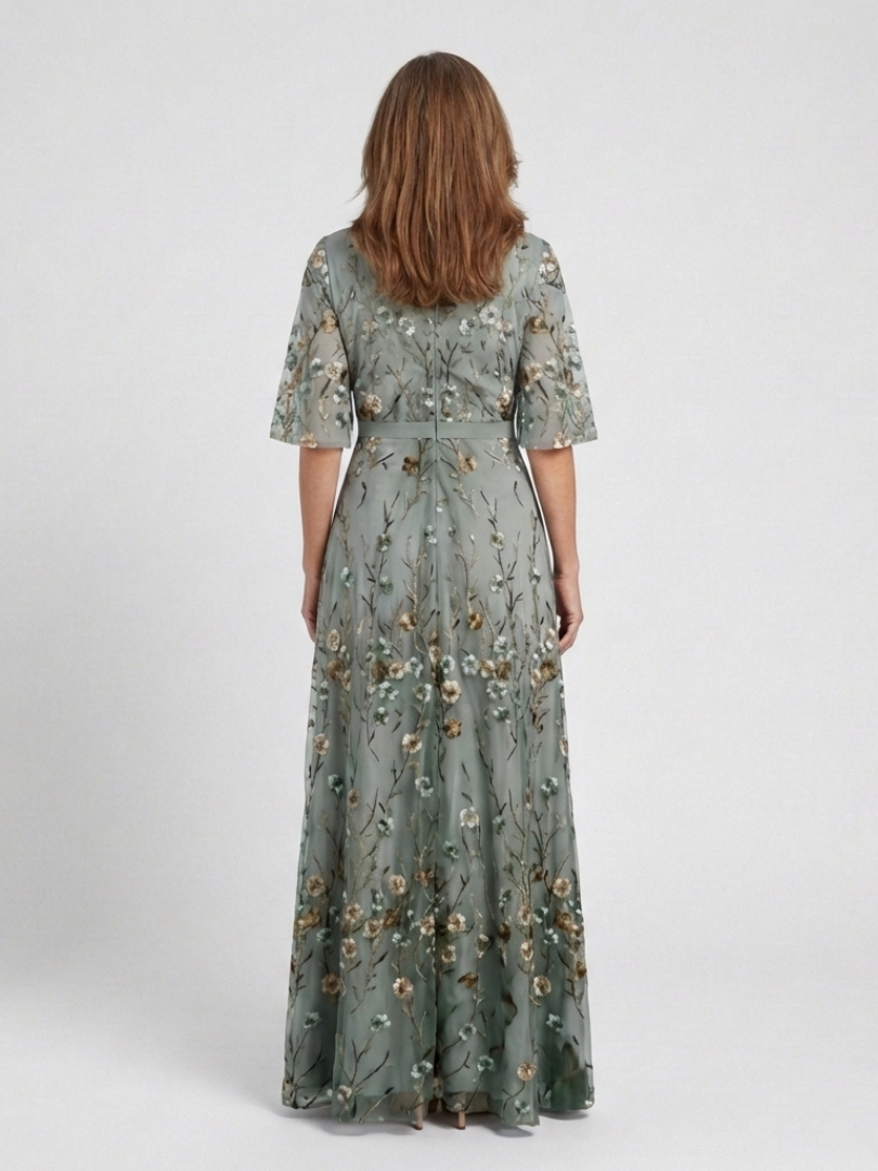 Melodi – Vestito lungo a fiori con scollo a V